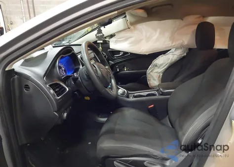 2016 Chrysler 200 Limited из США, поврежденный, VIN 1C3CCCAB0GN109405